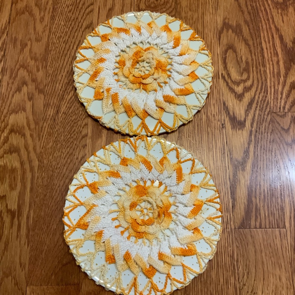 Ballonoff Trivet with Hand Crochet Cover Set of 2 Yellow Floral 7 in USA Vintage